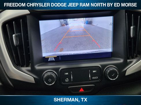 Used 2019 GMC Terrain SLT w/ Preferred Package FWD image 12