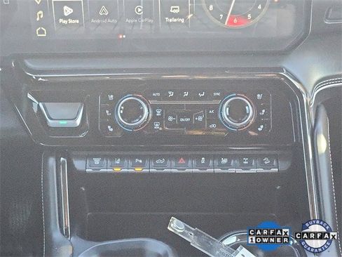 Used 2024 GMC Sierra 2500 AT4X image 17