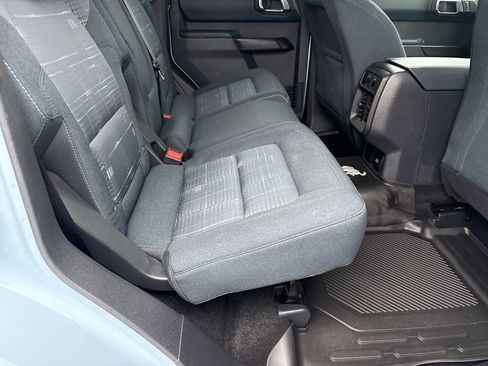 Used 2025 Ford Bronco Heritage Edition AWD/4WD image 15