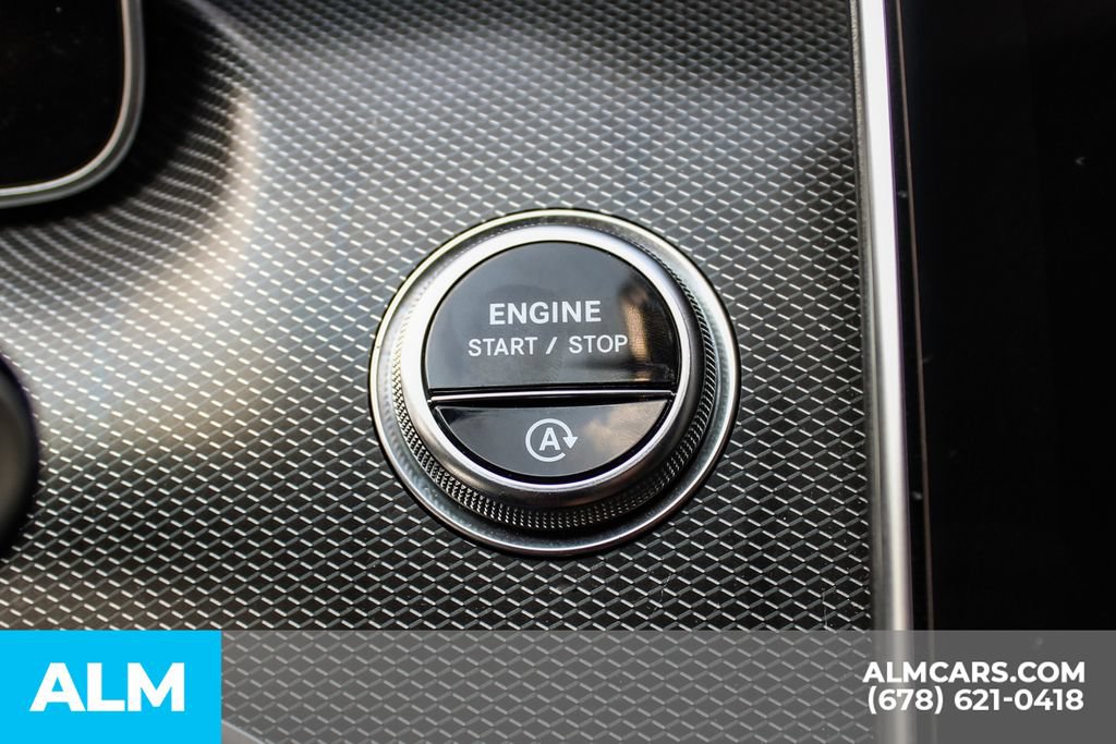 Used 2025 Mercedes-Benz C 300 Sedan w/ AMG Line w/ Night Package image 26