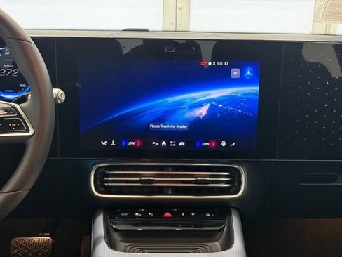 Used 2026 Mercedes-Benz CLA 350 w/ Winter Package image 8