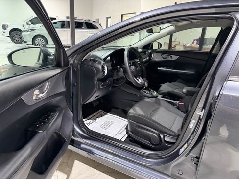 Used 2024 Kia Forte LXS FWD image 16