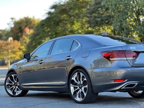 Used 2014 Lexus LS 600h L image 11