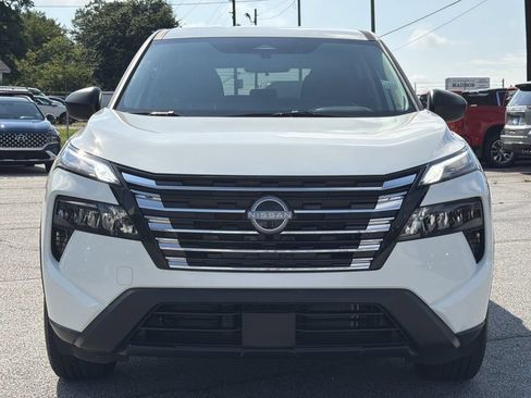 Used 2026 Nissan Rogue S FWD image 23