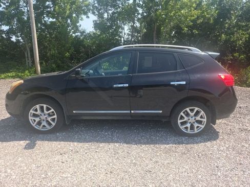 Used 2011 Nissan Rogue SV w/ SL Pkg AWD/4WD image 12