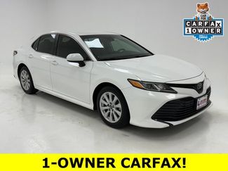 Used 2020 Toyota Camry LE video 1