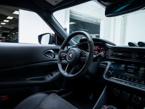 Used 2024 Nissan Z NISMO RWD image 10