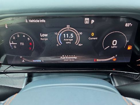 Used 2023 Jeep Grand Wagoneer L Series III w/ Rear Seat Video Group 1 AWD/4WD image 20