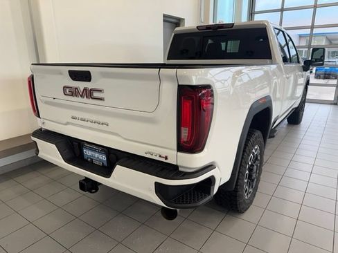 Used 2023 GMC Sierra 2500 AT4 w/ AT4 Premium Plus Package AWD/4WD image 42