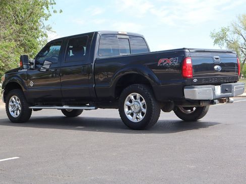 Used 2015 Ford F250 Lariat w/ Lariat Ultimate Package AWD/4WD image 7