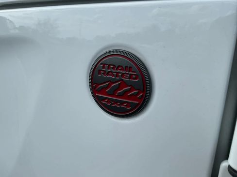 Used 2021 Jeep Wrangler Unlimited Rubicon image 17