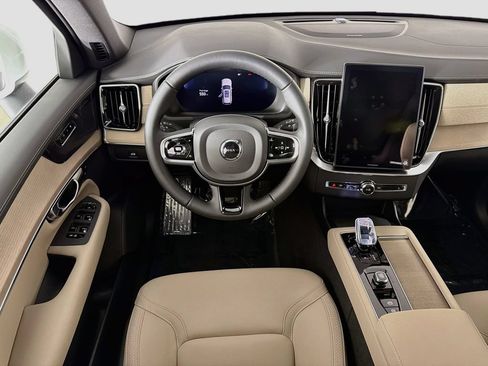 New 2026 Volvo XC90 B6 Plus w/ Protection Package Premier AWD/4WD image 24
