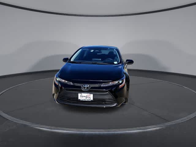Used 2025 Toyota Corolla LE FWD image 3