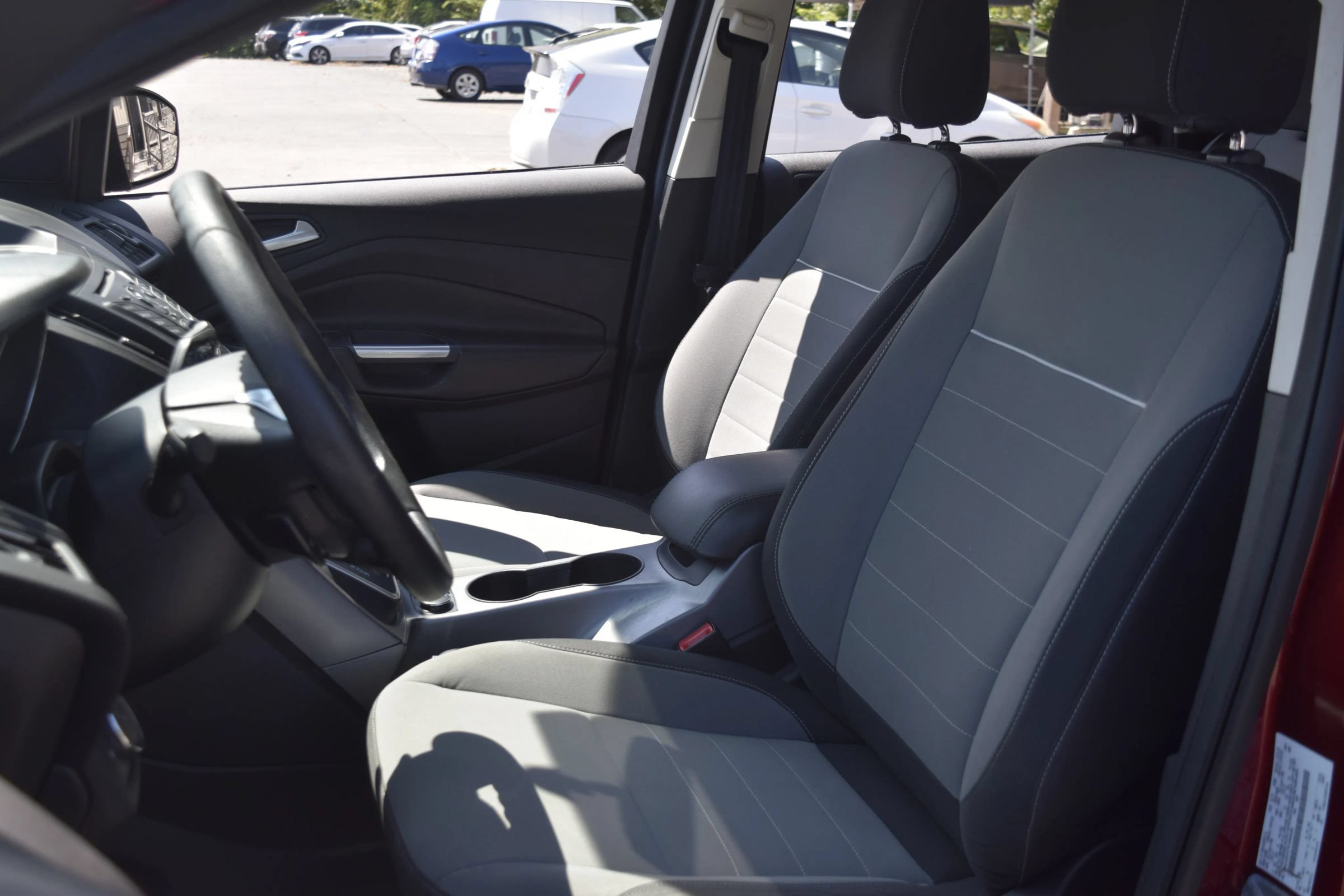 Used 2014 Ford Escape SE FWD image 6