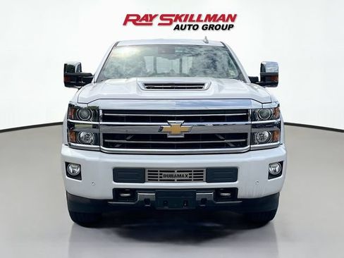 Used 2018 Chevrolet Silverado 2500 High Country w/ Duramax Plus Package AWD/4WD image 2