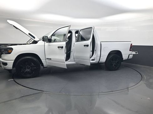 Used 2024 RAM 1500 Big Horn AWD/4WD image 44