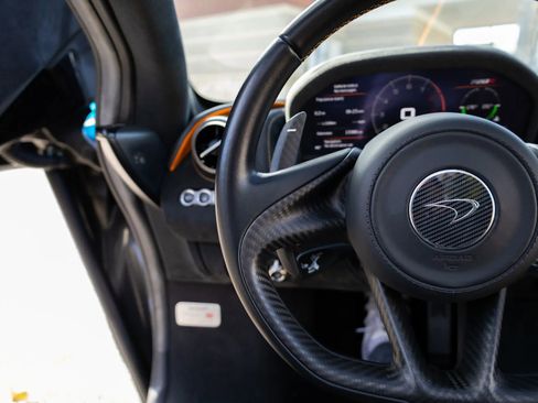 Used 2022 McLaren 720S Spider image 52