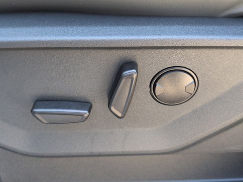 Certified 2025 Ford Expedition Active RWD image 30