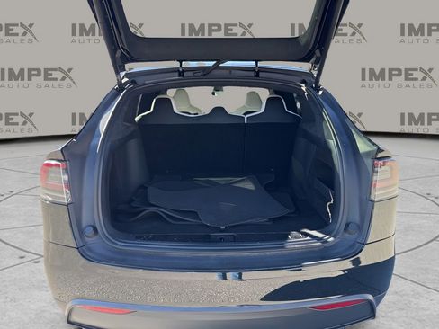 Used 2023 Tesla Model X image 29