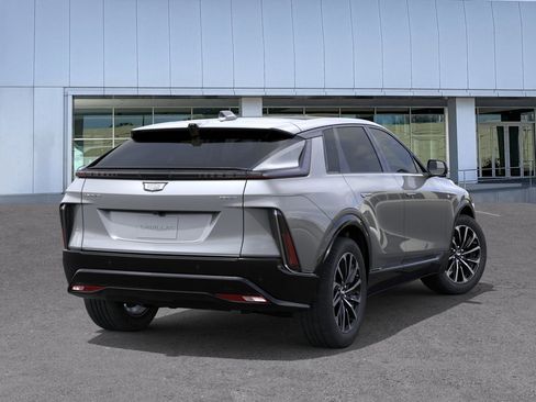 New 2026 Cadillac Lyriq Sport RWD image 4