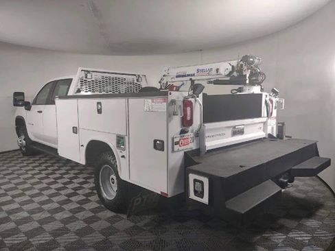 Used 2022 Chevrolet Silverado 3500 W/T w/ WT Fleet Convenience Package image 5