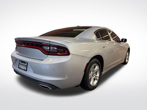 Used 2022 Dodge Charger SXT RWD image 6