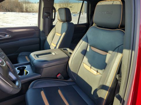 Used 2023 GMC Yukon AT4 w/ AT4 Premium Plus Package image 14