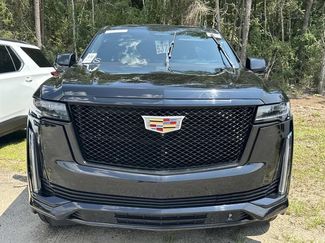 Used 2022 Cadillac Escalade ESV Sport Platinum w/ Heavy-Duty Trailer Package AWD/4WD video 2