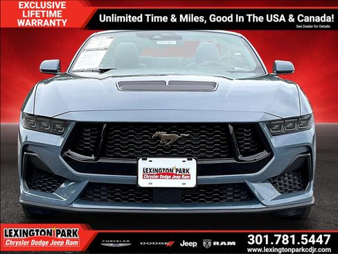Used 2025 Ford Mustang GT Premium RWD image 2