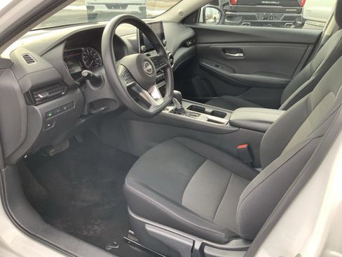 Used 2024 Nissan Sentra SV image 21