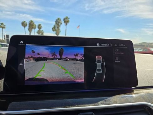 Used 2021 BMW 530i w/ Convenience Package image 11