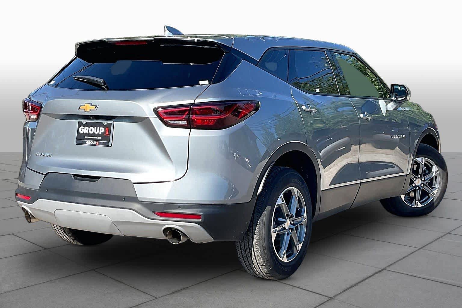 Used 2026 Chevrolet Blazer LT FWD image 13
