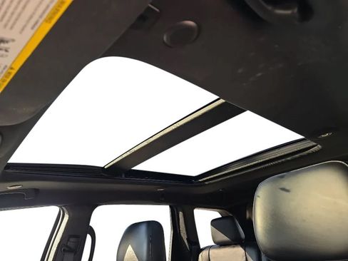 Used 2019 Jeep Grand Cherokee Limited X AWD/4WD image 11