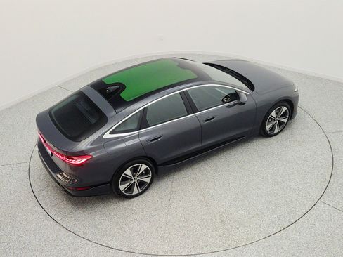 Used 2025 Audi A6 e-tron Premium Plus w/ Premium Plus RWD image 26