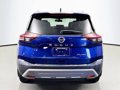 Used 2021 Nissan Rogue SL w/ Premium Package