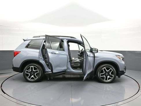 Certified 2023 Honda Passport Elite image 42