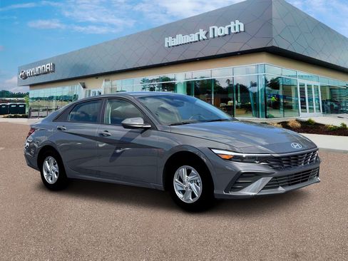 New 2026 Hyundai Elantra SE FWD image 10