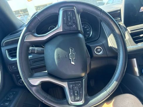 Used 2021 Chevrolet Suburban Z71 w/ Rear Media and Nav Package AWD/4WD image 21