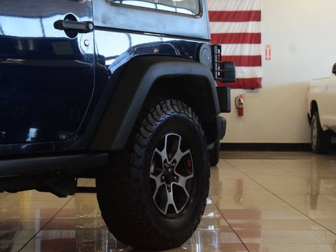 Used 2013 Jeep Wrangler Rubicon w/ PWR Convenience Group AWD/4WD image 17