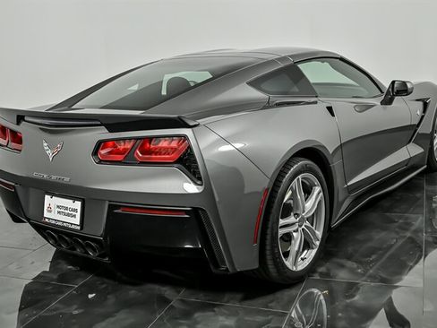 Used 2016 Chevrolet Corvette Stingray Coupe RWD image 9