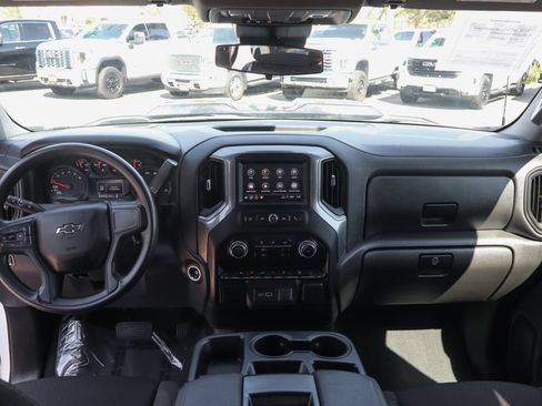 Used 2025 Chevrolet Silverado 1500 Custom Trail Boss w/ Dark Appearance Package AWD/4WD image 31