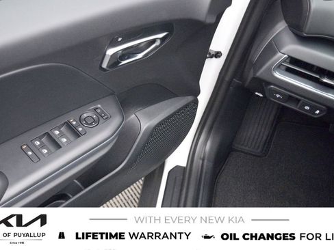 New 2026 Kia K4 EX FWD image 28