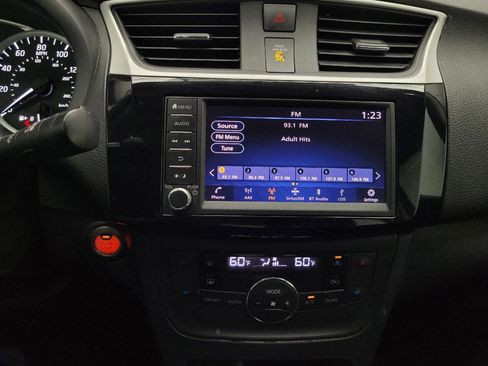 Used 2019 Nissan Sentra SV w/ Special Edition Package FWD image 25