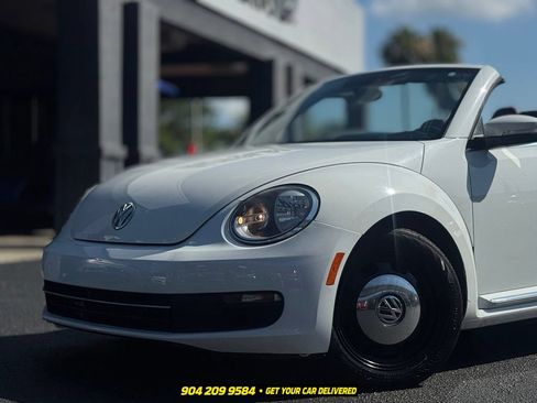 Used 2015 Volkswagen Beetle 1.8T FWD image 3