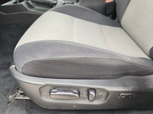 Used 2023 Toyota Tacoma TRD Off-Road image 19