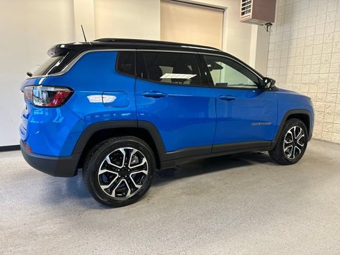 Used 2023 Jeep Compass Limited AWD/4WD image 45