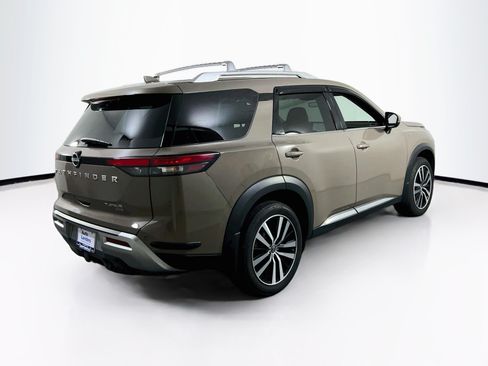Used 2023 Nissan Pathfinder Platinum AWD/4WD image 5