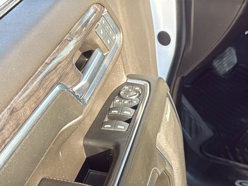 Used 2024 Chevrolet Silverado 2500 LTZ w/ LTZ Plus Package image 9