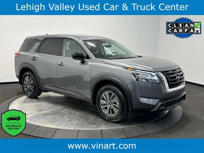Used 2025 Nissan Pathfinder S