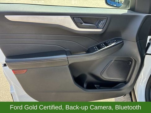 Used 2022 Ford Escape SE w/ Cold Weather Package AWD/4WD image 20